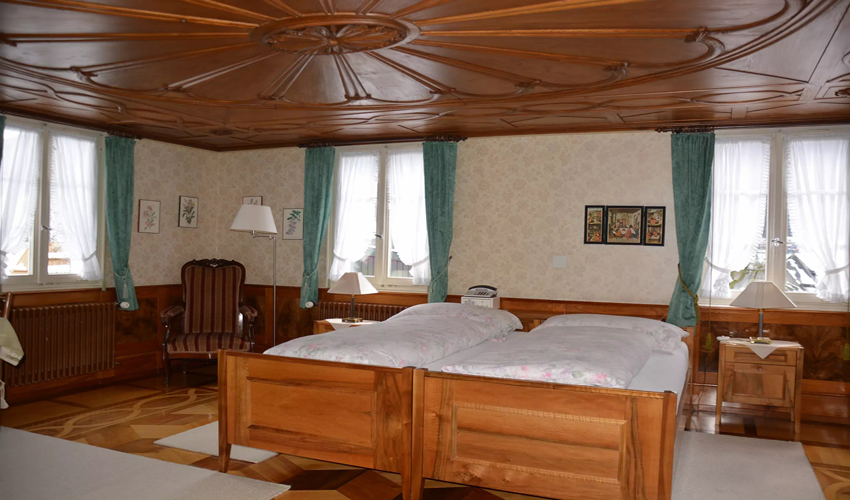 Familienzimmer mit Doppelbett, Tageslicht, viel Platz